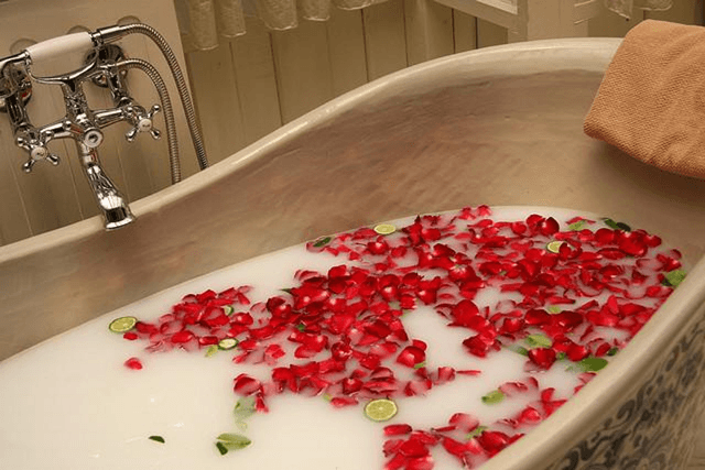 5 Unique Ways To Create A Home Spa
