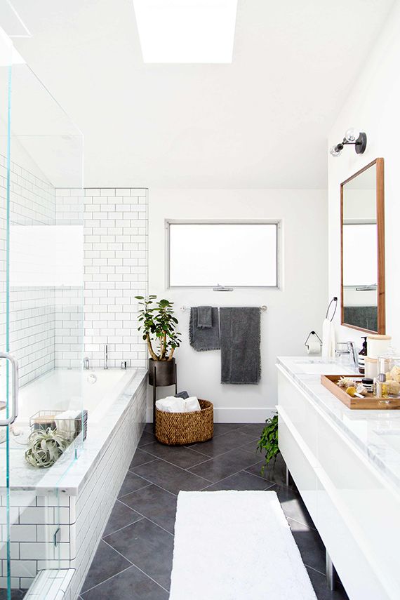 17 Simple Ways that You Can Make Your Bathroom Look Beautiful