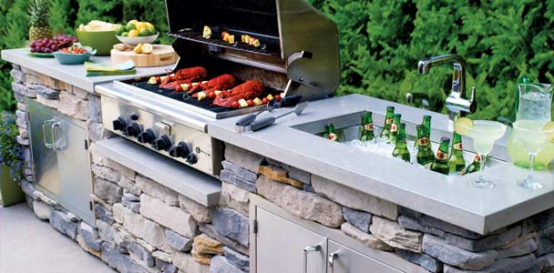 Looking to Create an Outdoor Kitchen - Here's How to Do It