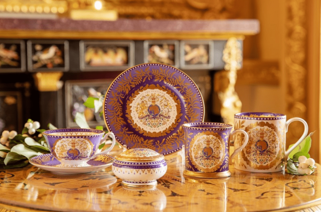 If you’re a royal collector or admirer of Her Majesty, you probably can’t wait to get your mitts on precious Platinum Jubilee collectables. And my, oh, my, you’re in for quite a treat since Goviers, Moorcroft, Halcyon Days, Steiff and other renowned names have already released their exclusive collections. From dainty mugs and teacups to ornate enamel boxes to limited-edition teddy bears and everything between and beyond, you’ll be spoiled for choice. 