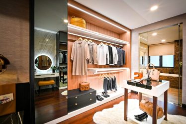 Expert guide How to create your own luxury walk-in closet